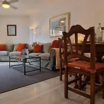 公寓 Quiet Beachfront Oasis - Dona Sofia 丰希罗拉