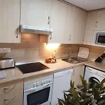 Quiet Beachfront Oasis - Dona Sofia 公寓