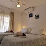 公寓 Quiet Beachfront Oasis - Dona Sofia 丰希罗拉