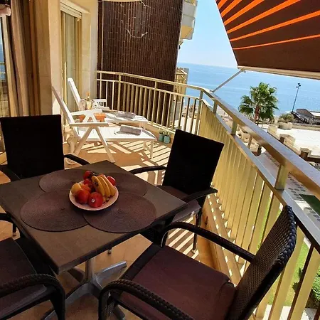 Quiet Beachfront Oasis - Dona Sofia Фуенхірола