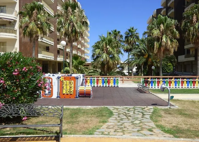 Quiet Beachfront Oasis - Dona Sofia