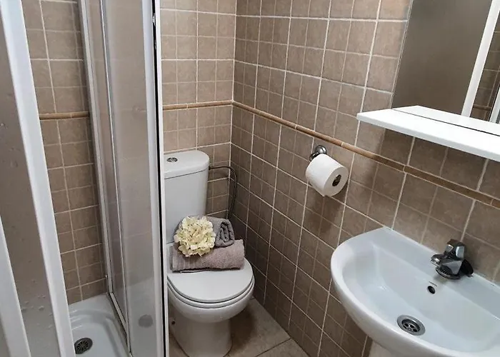 Quiet Beachfront Oasis - Dona Sofia Fuengirola