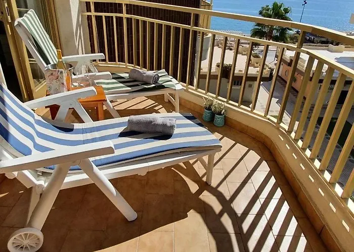 Lägenhet Quiet Beachfront Oasis - Dona Sofia Fuengirola