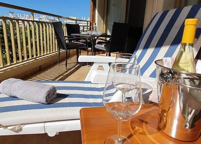 Quiet Beachfront Oasis - Dona Sofia *