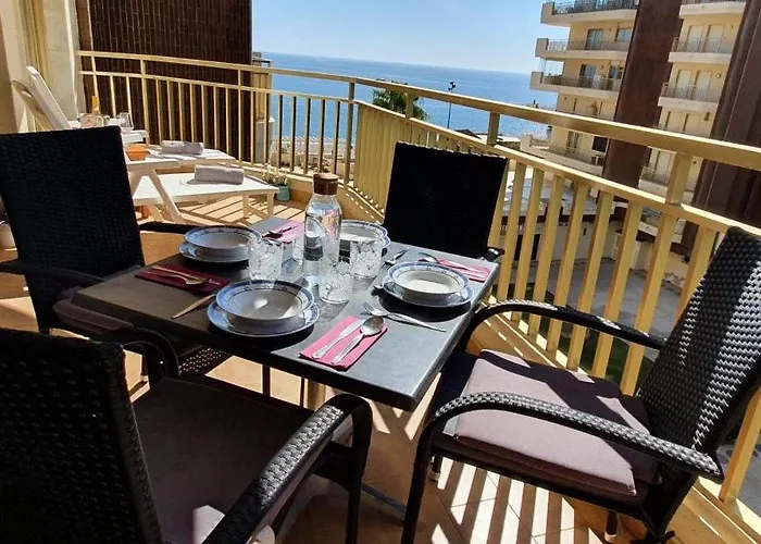 דירה Quiet Beachfront Oasis - Dona Sofia *