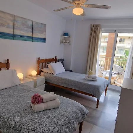 Quiet Beachfront Oasis - Dona Sofia