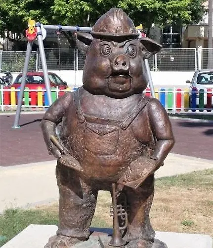 Quiet Beachfront Oasis - Dona Sofia